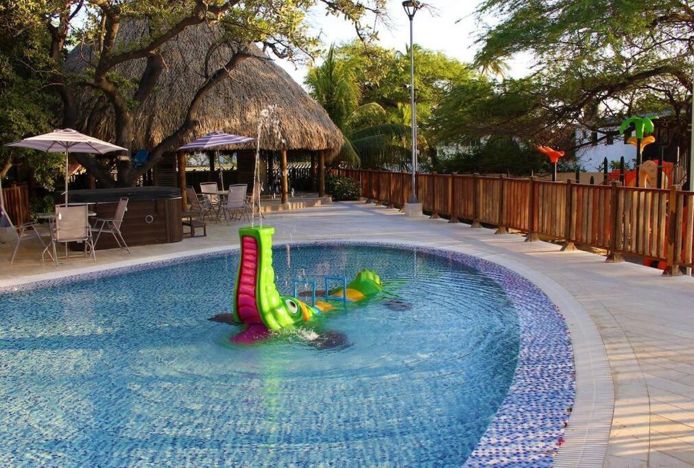 Apartamento Encantador Samaria Club De Playa, 3 Alcobas 6 Personas Playa Privada ซันตามาร์ตา ภายนอก รูปภาพ